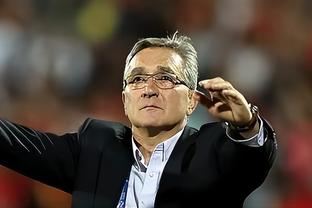 阿媒：秘鲁国家队有意邀请桑保利执教，1平4负在南美区垫底